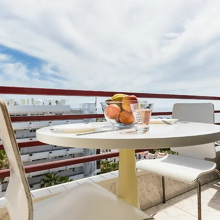 Olympia Americas Apartment